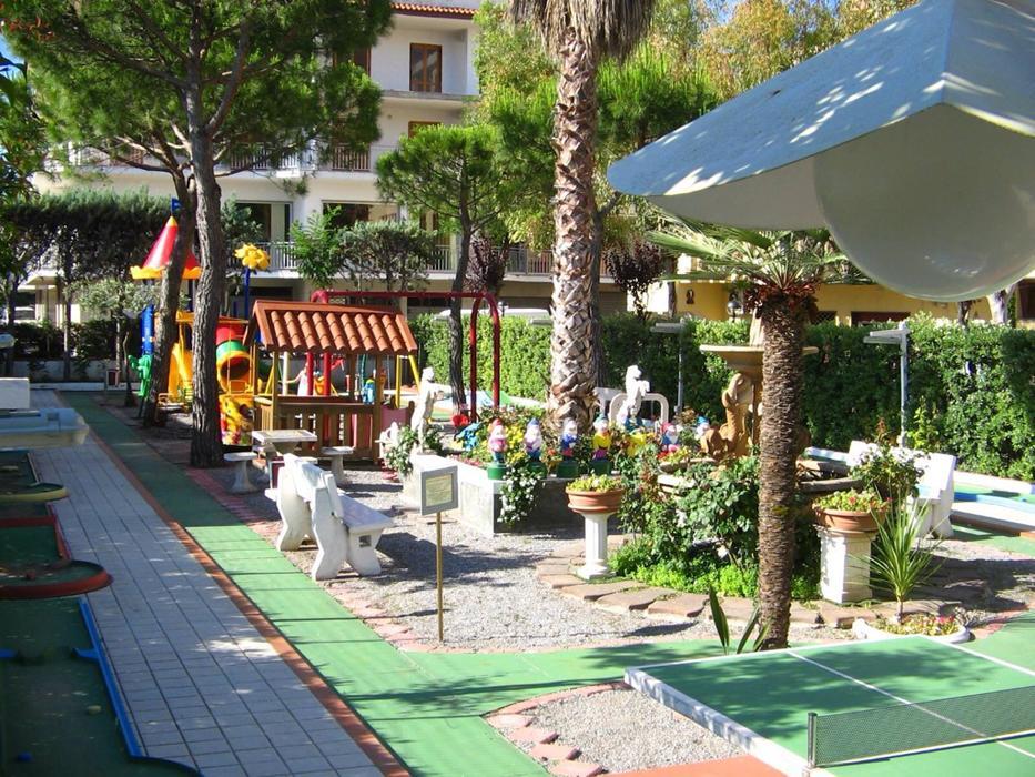 Apparthotel Residence Riviera Dei Cedri Santa Maria Del Cedro Dış mekan fotoğraf